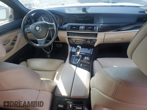 2012 BMW 5 Series 528i with VIN WBAXG5C51CDY29734, listed as a Copart auction lot 46924205 with 121,833 mi miles and Salvage Title. Bid and sale history available at carsss.com. Image 8.