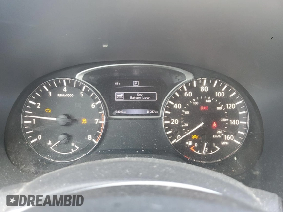 2020 Nissan Pathfinder S z VIN 5N1DR2AN0LC637868, wystawiony jako Copart lot #52652525 z przebiegiem 134 045 mil mil oraz Czysty tytuł • Clean title. Historia ofert i sprzedaży dostępna na DreamBid. Obrazek 9.