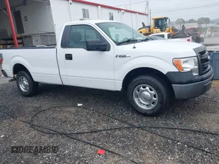 2014 Ford F-150 XL с VIN 1FTMF1CM5EKG21539, выставлен на аукционе IAAI как лот 42211936 с пробегом 120 721 миль миль и . История ставок и продаж доступна на DreamBid. Изображение 1.