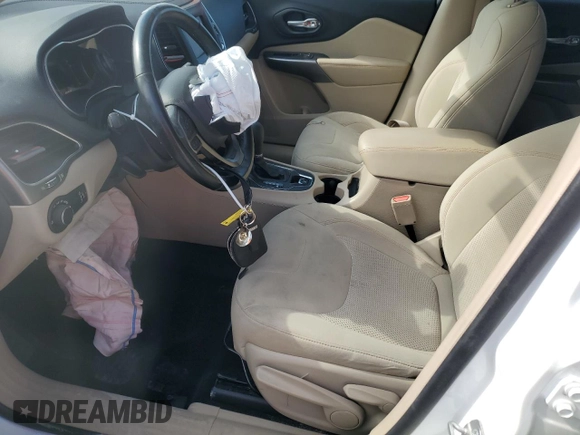 2020 Jeep Cherokee Latitude z VIN 1C4PJLCB6LD525488, wystawiony jako Copart lot #51165335 z przebiegiem 63 241 mil mil oraz Szkoda całkowita • Salvage title. Historia ofert i sprzedaży dostępna na DreamBid. Obrazek 7.