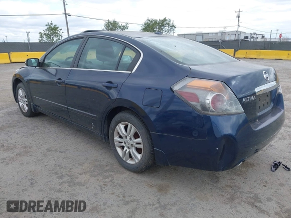 2010 Nissan Altima 2.5 S with VIN 1N4AL2AP2AN547381, listed as a IAAI auction lot 42135963 with 206,369 mi miles. Bid and sale history available at carsss.com. Image 3.