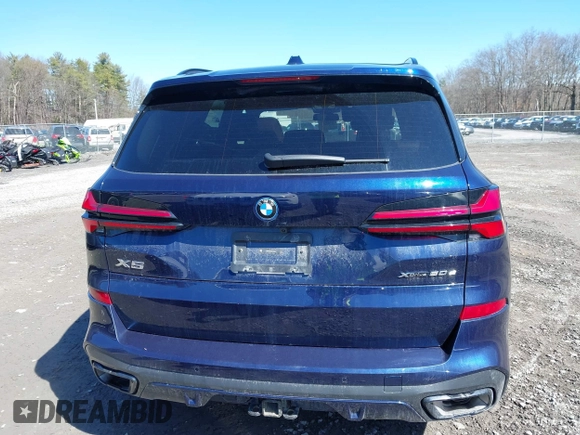 2024 BMW X5 xDrive50e with VIN 5UX43EU08R9T76677, listed as a IAAI auction lot 41777924 with 19,013 mi miles. Bid and sale history available at carsss.com. Image 16.