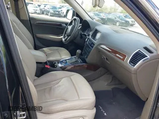 2012 Audi Q5 2.0T Premium Plus with VIN WA1LFAFP1CA009904, listed as a IAAI auction lot 41998009 with 122,955 mi miles. Bid and sale history available at carsss.com. Image 5.
