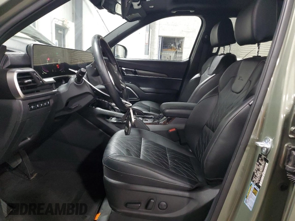 2024 Kia Telluride EX X-Line z VIN 5XYP3DGCXRG449741, wystawiony jako Copart lot #83821044 z przebiegiem 24 502 mil mil oraz Szkody całkowita. Historia ofert i sprzedaży dostępna na DreamBid. Obrazek 7.