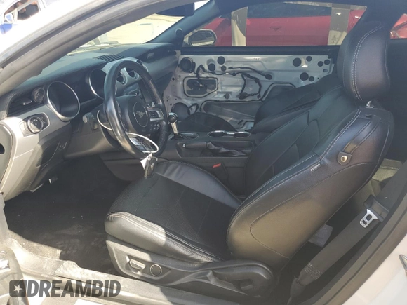 2019 Ford Mustang GT z VIN 1FA6P8CF7K5144144, wystawiony jako Copart lot #52692525 z przebiegiem 96 251 mil mil oraz Szkody całkowita. Historia ofert i sprzedaży dostępna na DreamBid. Obrazek 7.