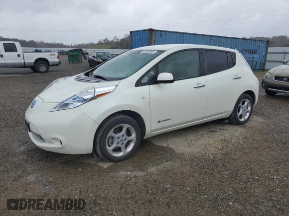 2011 Nissan LEAF SL-e with VIN JN1AZ0CPXBT004287, listed as a Copart auction lot 48035995 with 44,730 mi miles and Clean Title. Bid and sale history available at carsss.com. Image 1.