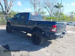 2021 Ram 2500 Big Horn with VIN 3C6UR5DL9MG606236, listed as a IAAI auction lot 41535931 with 43,221 mi miles. Bid and sale history available at carsss.com. Image 3.
