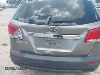 2013 Kia Sorento LX with VIN 5XYKT3A62DG322174, listed as a IAAI auction lot 42647736 with 92,389 mi miles and . Bid and sale history available at DreamBid. Image 6.