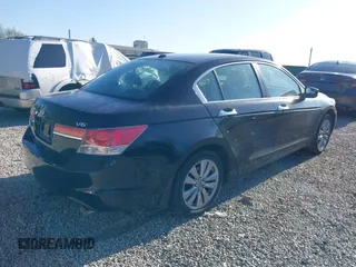 2011 Honda Accord EX-L z VIN 1HGCP3F80BA017161, wystawiony jako IAAI lot #42223591 z przebiegiem 124 615 mil mil oraz . Historia ofert i sprzedaży dostępna na DreamBid. Obrazek 4.