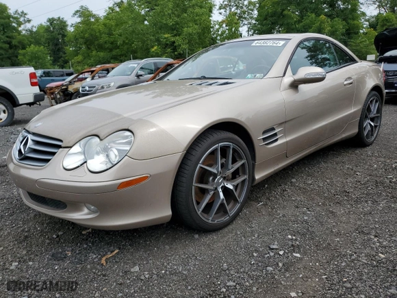 2003 Mercedes-Benz SL-Class with VIN WDBSK75F13F026664, listed as a Copart auction lot 51122995 with 84,228 mi miles and Salvage Title. Bid and sale history available at carsss.com. Image 1.