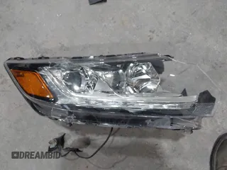 2018 Mitsubishi Outlander SEL z VIN JA4J24A53JZ027619, wystawiony jako IAAI lot #41488225 z przebiegiem 55 356 mil mil oraz . Historia ofert i sprzedaży dostępna na DreamBid. Obrazek 12.