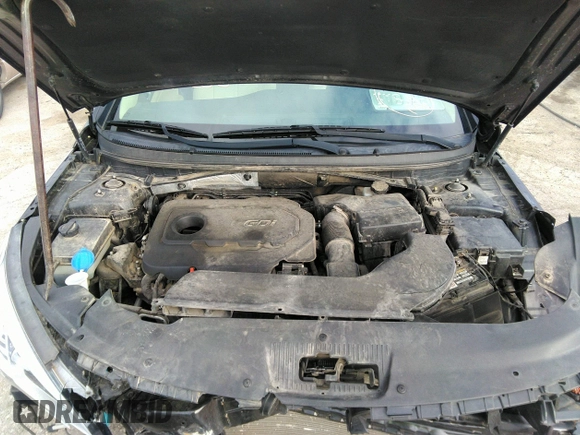 2015 Hyundai Sonata 2.4L SE with VIN 5NPE24AF3FH155762, listed as a IAAI auction lot 36393266 with 93,413 mi miles. Bid and sale history available at carsss.com. Image 10.
