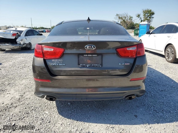 2015 Kia Optima EX with VIN 5XXGN4A7XFG360340, listed as a Copart auction lot 53331375 with 217,331 mi miles and Salvage Title. Bid and sale history available at carsss.com. Image 6.