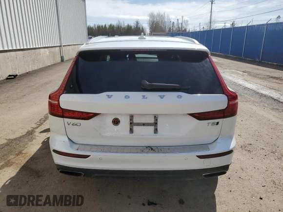 2021 Volvo V60 z VIN YV4102WK3M1065110, wystawiony jako Copart lot #49834295 z przebiegiem 22 964 mil mil oraz Szkoda całkowita • Salvage title. Historia ofert i sprzedaży dostępna na DreamBid. Obrazek 6.