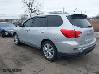 2018 Nissan Pathfinder S with VIN 5N1DR2MM4JC631927, listed as a IAAI auction lot 41487233 with 162,840 mi miles. Bid and sale history available at carsss.com. Image 3.