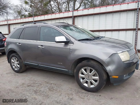 2009 Lincoln MKX with VIN 2LMDU68C89BJ10796, listed as a IAAI auction lot 41570182 with 201,400 mi miles. Bid and sale history available at carsss.com. Image 6.