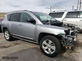 2016 Jeep Compass Sport with VIN 1C4NJDBB0GD617829, listed as a Copart auction lot 49859715 with 83,035 mi miles and Salvage Title. Bid and sale history available at carsss.com. Image 4.