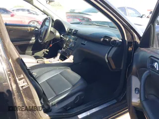 2007 Mercedes-Benz C 230 Sport с VIN WDBRF52H87F935195, выставлен на аукционе IAAI как лот 42572285 с пробегом 155 062 миль миль и . История ставок и продаж доступна на DreamBid. Изображение 5.