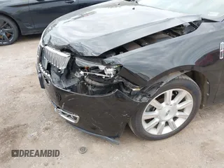 2010 Lincoln MKZ with VIN 3LNHL2GC7AR628804, listed as a IAAI auction lot 42324039 with 137,103 mi miles and . Bid and sale history available at DreamBid. Image 6.