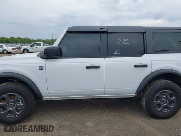 2025 Ford Bronco Big Bend with VIN 1FMDE7BH3SLA43663, listed as a IAAI auction lot 42295299 with 3,722 mi miles and . Bid and sale history available at DreamBid. Image 14.
