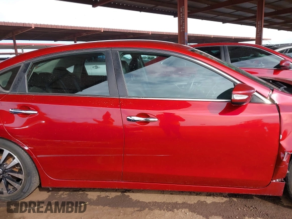 2018 Nissan Altima SR with VIN 1N4AL3APXJC193479, listed as a IAAI auction lot 41205532 with 131,164 mi miles and . Bid and sale history available at DreamBid. Image 13.