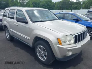 2007 Jeep Grand Cherokee Limited with VIN 1J8HR58P47C698055, listed as a IAAI auction lot 42184525 with 184,000 mi miles and . Bid and sale history available at DreamBid. Image 1.
