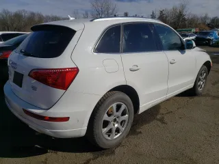 2012 Audi Q5 2.0T Premium Plus with VIN WA1LFAFP3CA060692, listed as a Copart auction lot 47951085 with 163,966 mi miles and Salvage Title. Bid and sale history available at carsss.com. Image 3.