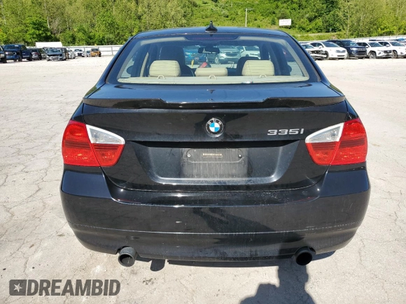 2008 BMW 3 Series 335i z VIN WBAVB775X8NM05305, wystawiony jako Copart lot #55230935 z przebiegiem 128 906 mil mil oraz Szkoda całkowita • Salvage title. Historia ofert i sprzedaży dostępna na DreamBid. Obrazek 6.