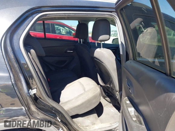 2018 Chevrolet Trax LT with VIN 3GNCJLSB7JL207622, listed as a IAAI auction lot 41693952 with 79,403 mi miles and . Bid and sale history available at carsss.com. Image 8.
