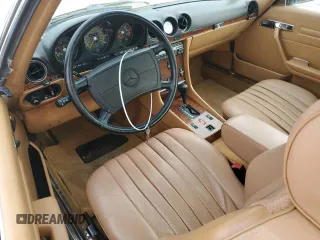 1986 Mercedes-Benz 560 SL with VIN WDBBA48D9GA042092, listed as a Copart auction lot 82438564 with 43,758 mi miles and Salvage Title. Bid and sale history available at DreamBid. Image 8.