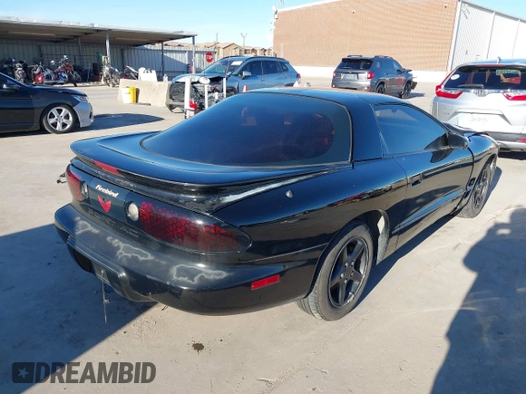 2002 Pontiac Firebird Firebird z VIN 2G2FS22K022109417, wystawiony jako IAAI lot #41199057 z przebiegiem 124 463 mil mil oraz . Historia ofert i sprzedaży dostępna na DreamBid. Obrazek 4.