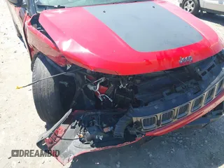 2019 Jeep Compass Trailhawk с VIN 3C4NJDDB1KT796771, выставлен на аукционе IAAI как лот 42235408 с пробегом Не указан миль и . История ставок и продаж доступна на DreamBid. Изображение 12.