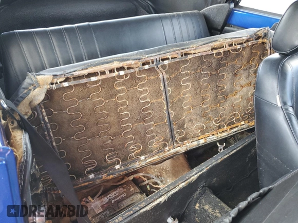 1979 Volkswagen Beetle with VIN 1592001349, listed as a Copart auction lot 76376084 with 27,250 mi miles and Salvage Title. Bid and sale history available at DreamBid. Image 10.