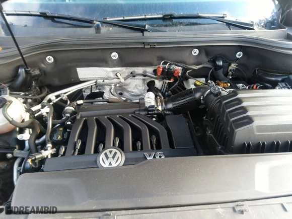 2019 Volkswagen Atlas 3.6L V6 SEL with VIN 1V2ER2CA2KC512578, listed as a IAAI auction lot 41265733 with 110,977 mi miles. Bid and sale history available at carsss.com. Image 10.