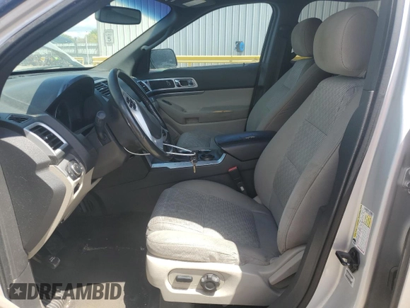2013 Ford Explorer XLT z VIN 1FM5K7D93DGA41586, wystawiony jako Copart lot #53394985 z przebiegiem 200 083 mil mil oraz Czysty tytuł • Clean title. Historia ofert i sprzedaży dostępna na DreamBid. Obrazek 7.