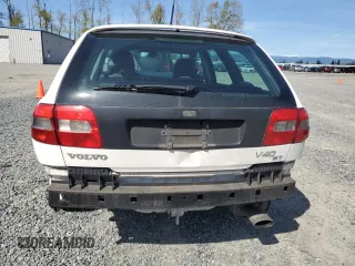 2000 Volvo V40 z VIN YV1VW2552YF568371, wystawiony jako Copart lot #53491375 z przebiegiem 66 631 mil mil oraz Szkody całkowita. Historia ofert i sprzedaży dostępna na DreamBid. Obrazek 6.