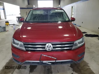 2018 Volkswagen Tiguan SEL with VIN 3VV3B7AX0JM124135, listed as a Copart auction lot 60721155 with 98,247 mi miles and Salvage title. Bid and sale history available at DreamBid. Image 5.