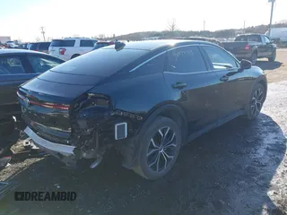 2024 Toyota Crown XLE z VIN JTDAAAAF1R3024782, wystawiony jako IAAI lot #41544288 z przebiegiem 13 379 mil mil oraz . Historia ofert i sprzedaży dostępna na DreamBid. Obrazek 4.