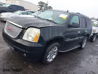 2007 GMC Yukon Denali with VIN 1GKFK63857J238783, listed as a IAAI auction lot 41552949 with 188,298 mi miles. Bid and sale history available at carsss.com. Image 17.