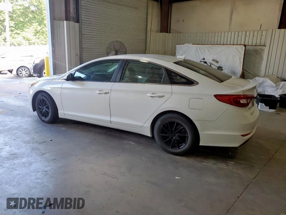 2016 Hyundai Sonata SE z VIN 5NPE24AF7GH260421, wystawiony jako Copart lot #59781355 z przebiegiem 134 666 mil mil oraz Czysty tytuł • Clean title. Historia ofert i sprzedaży dostępna na DreamBid. Obrazek 2.