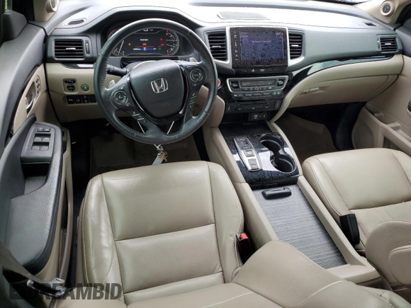 2017 Honda Pilot Touring z VIN 5FNYF6H92HB067140, wystawiony jako Copart lot #55757925 z przebiegiem 132 425 mil mil oraz Szkoda całkowita • Salvage title. Historia ofert i sprzedaży dostępna na DreamBid. Obrazek 8.