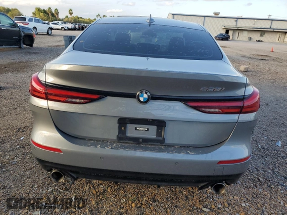 2022 BMW 2 Series 228i z VIN WBA53AK05N7K45372, wystawiony jako Copart lot #80042754 z przebiegiem 36 579 mil mil oraz Szkoda całkowita • Salvage title. Historia ofert i sprzedaży dostępna na DreamBid. Obrazek 6.
