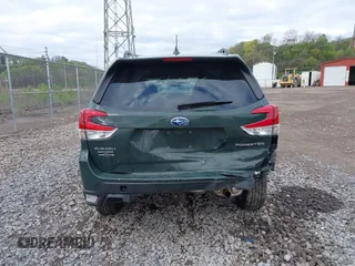 2023 Subaru Forester Premium z VIN JF2SKAEC4PH550195, wystawiony jako IAAI lot #42090869 z przebiegiem 7 271 mil mil oraz . Historia ofert i sprzedaży dostępna na DreamBid. Obrazek 17.