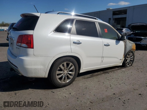 2011 Kia Sorento SX with VIN 5XYKWDA25BG095277, listed as a Copart auction lot 52531385 with Not Provided miles and Salvage Title. Bid and sale history available at carsss.com. Image 3.