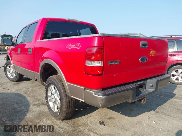 2004 Ford F-150 XLT z VIN 1FTPW14534KD79126, wystawiony jako IAAI lot #42388904 z przebiegiem 223 543 mil mil oraz . Historia ofert i sprzedaży dostępna na DreamBid. Obrazek 3.