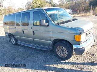 2006 Ford Econoline Passenger XL with VIN 1FMRE11L36DA37452, listed as a IAAI auction lot 41326234 with 255,578 mi miles and . Bid and sale history available at carsss.com. Image 1.