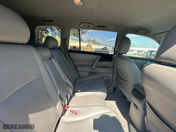 2009 Toyota Highlander with VIN JTEDS41A392074455, listed as a Copart auction lot 45383535 with 231,088 mi miles and Clean Title. Bid and sale history available at carsss.com. Image 6.