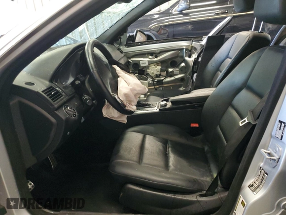2009 Mercedes-Benz C 300 Sport with VIN WDDGF81X39R071490, listed as a Copart auction lot 61477135 with 138,068 mi miles and Salvage title. Bid and sale history available at DreamBid. Image 7.