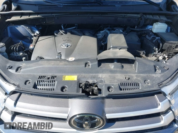2018 Toyota Highlander LE с VIN 5TDBZRFH9JS837716, выставлен на аукционе IAAI как лот 42075645 с пробегом 36 893 миль миль и . История ставок и продаж доступна на DreamBid. Изображение 10.
