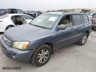 2007 Toyota Highlander Hybrid w/3rd Row with VIN JTEEW21A870035088, listed as a IAAI auction lot 41932694 with 316,484 mi miles. Bid and sale history available at carsss.com. Image 17.